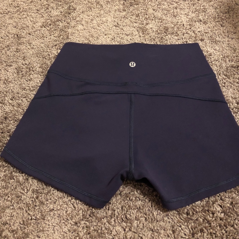 Lululemon booty shorts